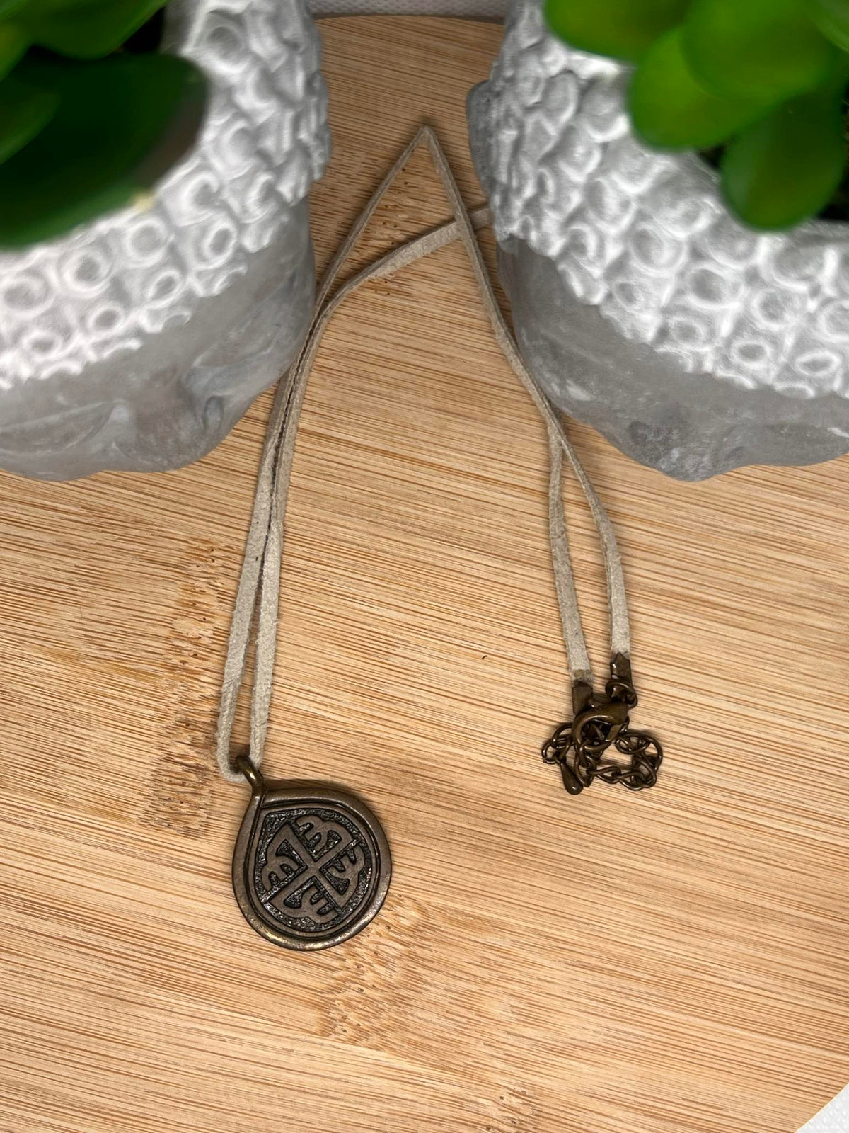 Collier (B14)