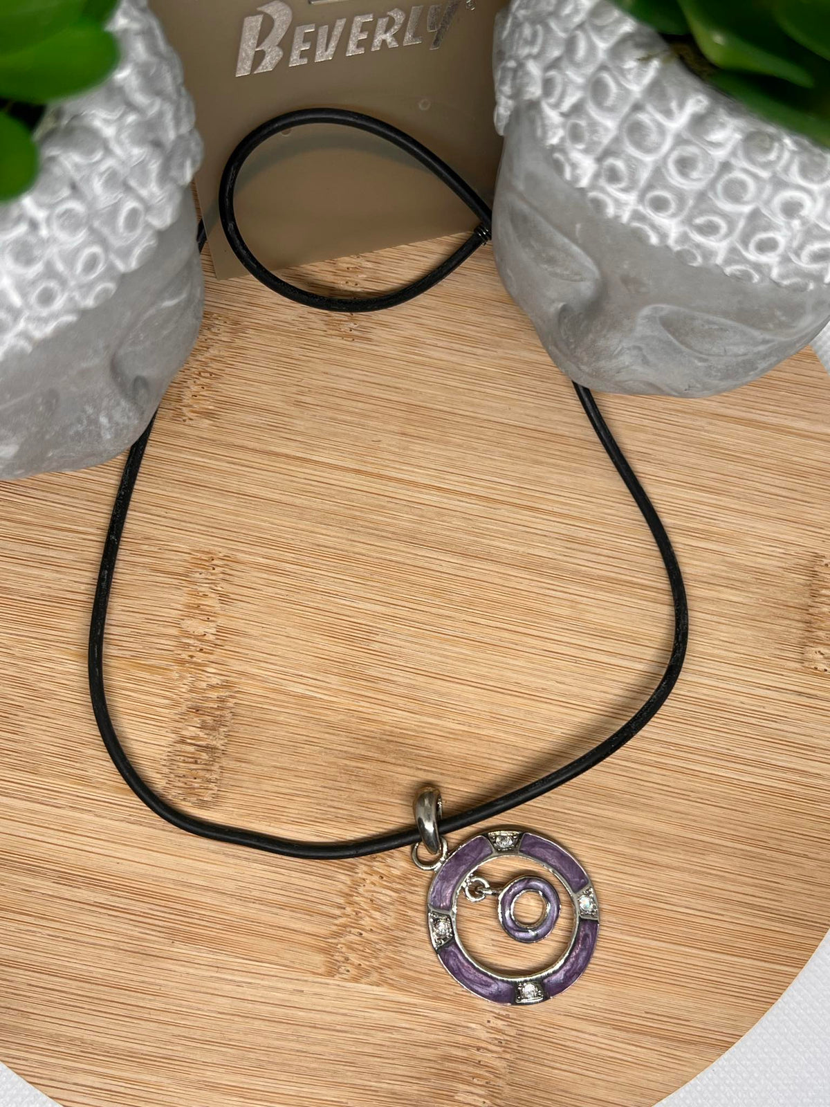 Collier fantaisie pendentif métal unisexe