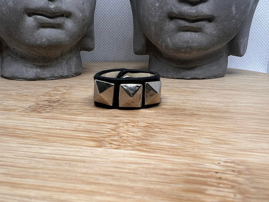 Bague L